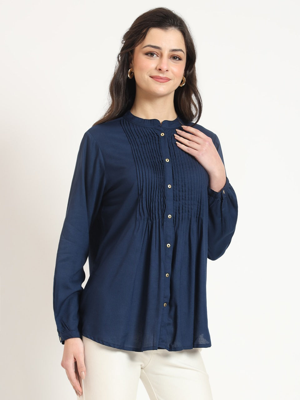 Solid Pintuck Rayon Short Kurti – Button-Down Front & Full Sleeves