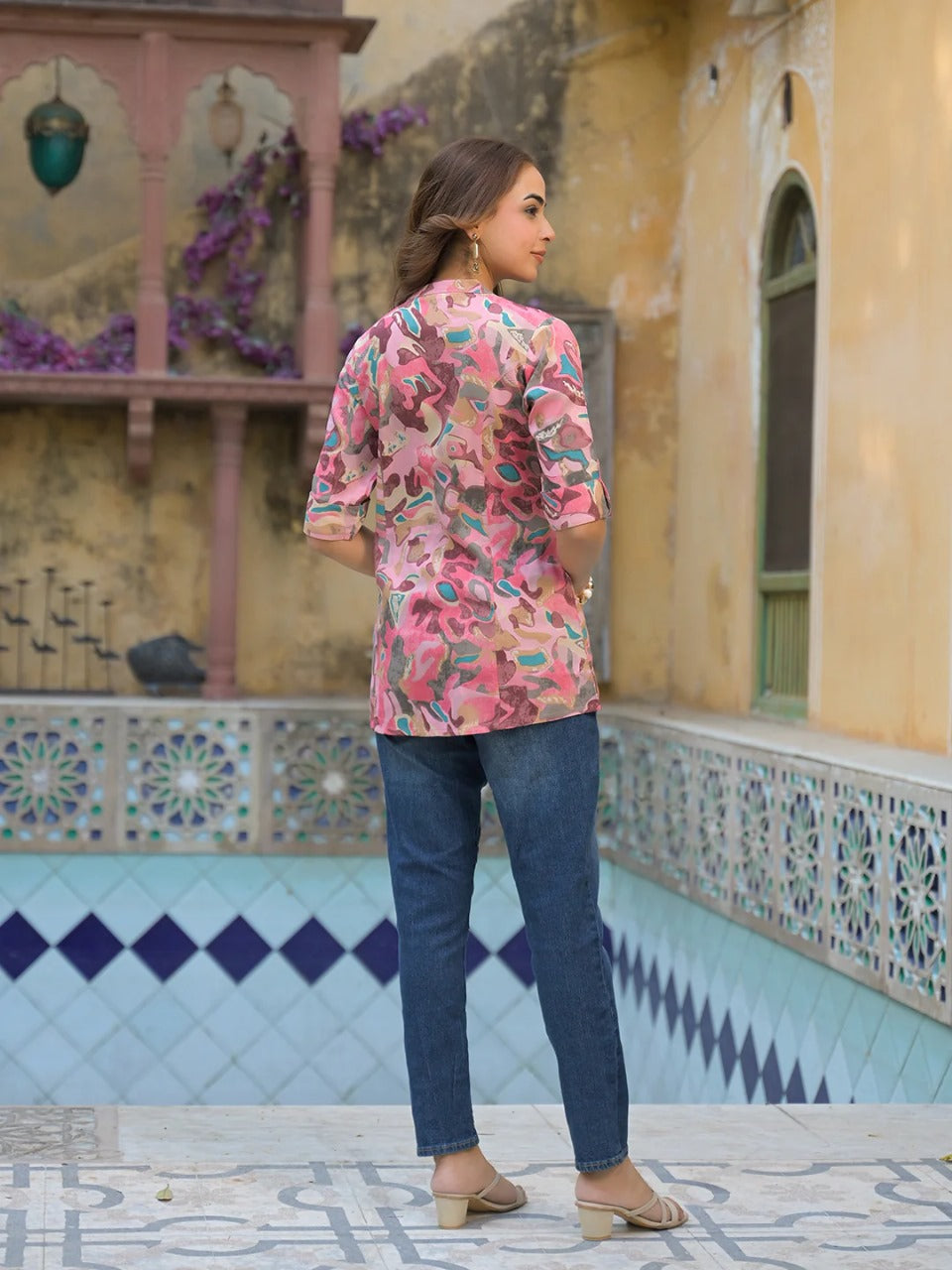Pink Abstract Print Short Kurti in Viscose Rayon – Mandarin Collar