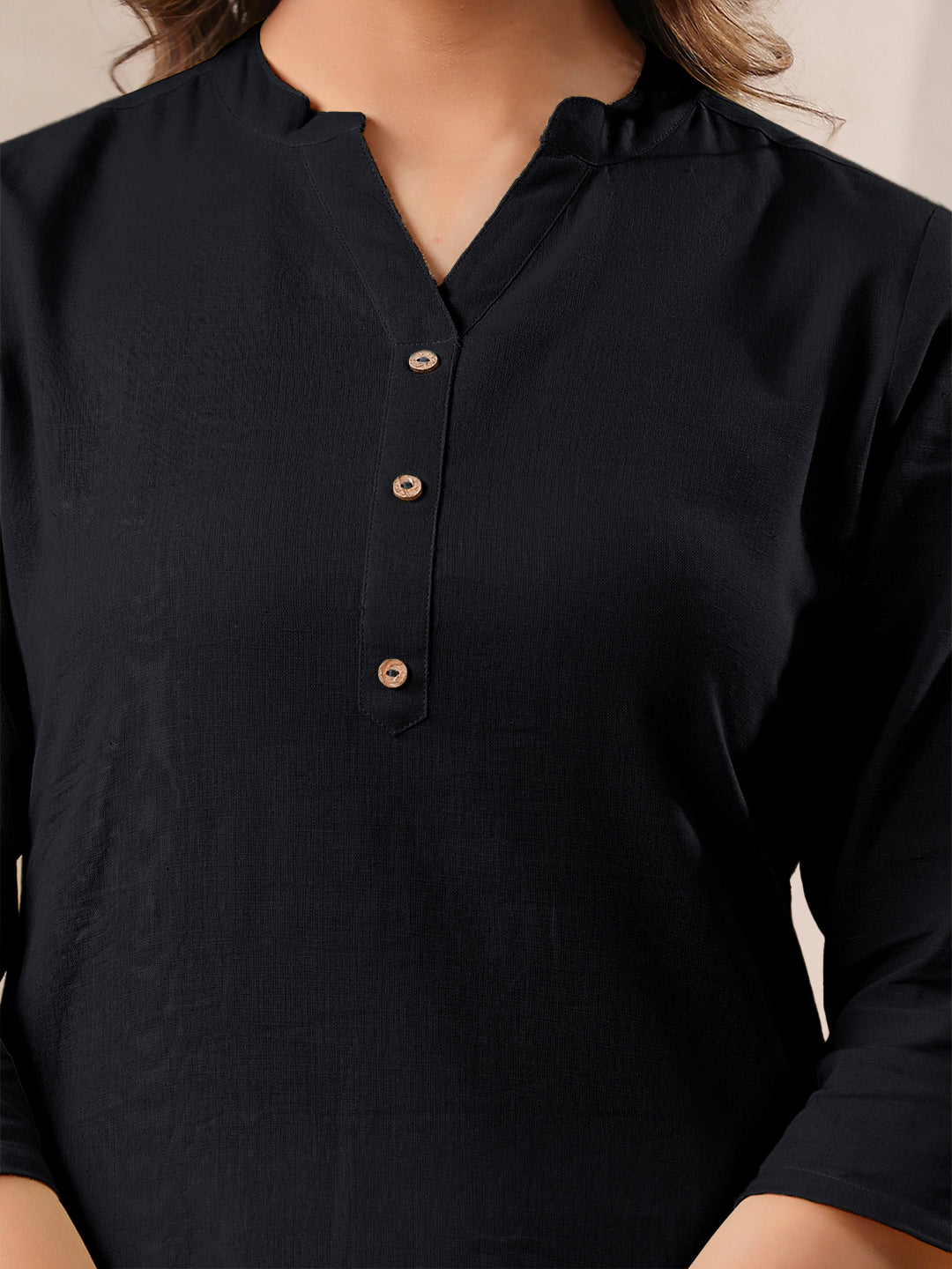 Classic Black Solid Straight Kurti for Women – Everyday Versatile Wear