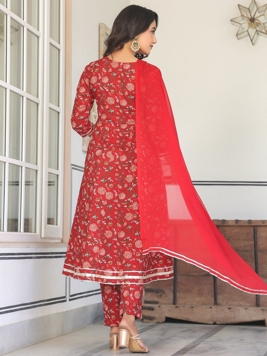 Elegant Red Floral Embroidered Kurti Set with Dupatta – 3 Piece Kurti