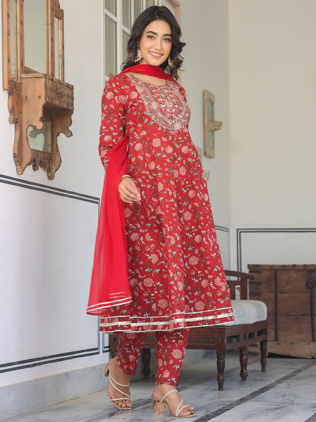 Elegant Red Floral Embroidered Kurti Set with Dupatta – 3 Piece Kurti