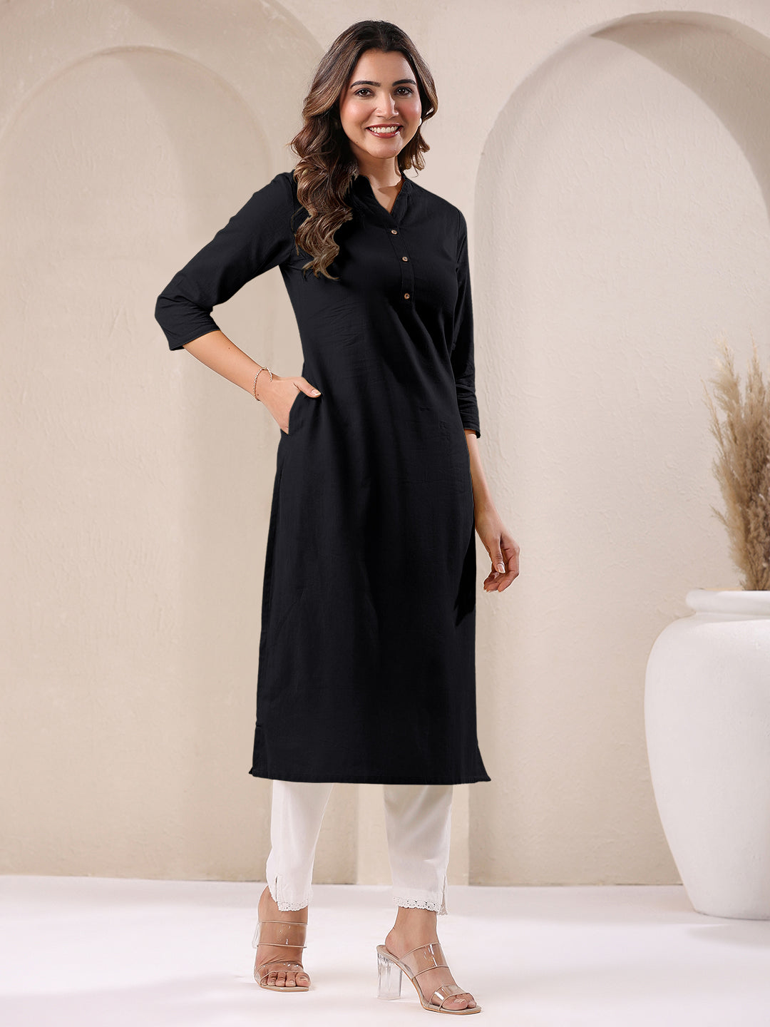 Classic Black Solid Straight Kurti for Women – Everyday Versatile Wear